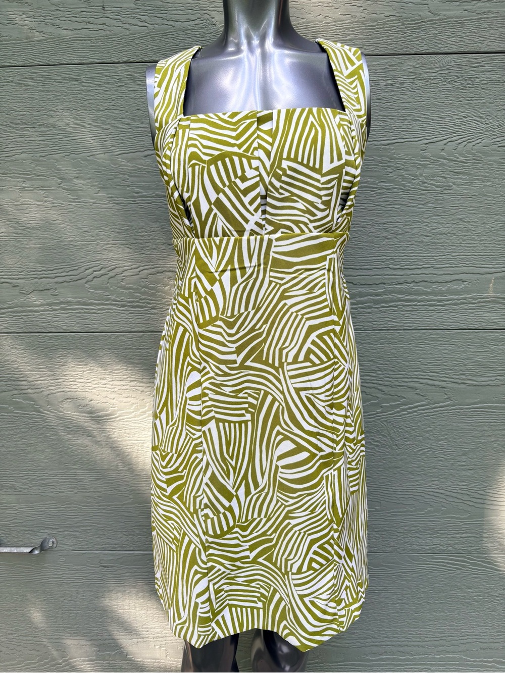 Perceptions Sleeveless Olive Green & White Printed Square-Neck Dress